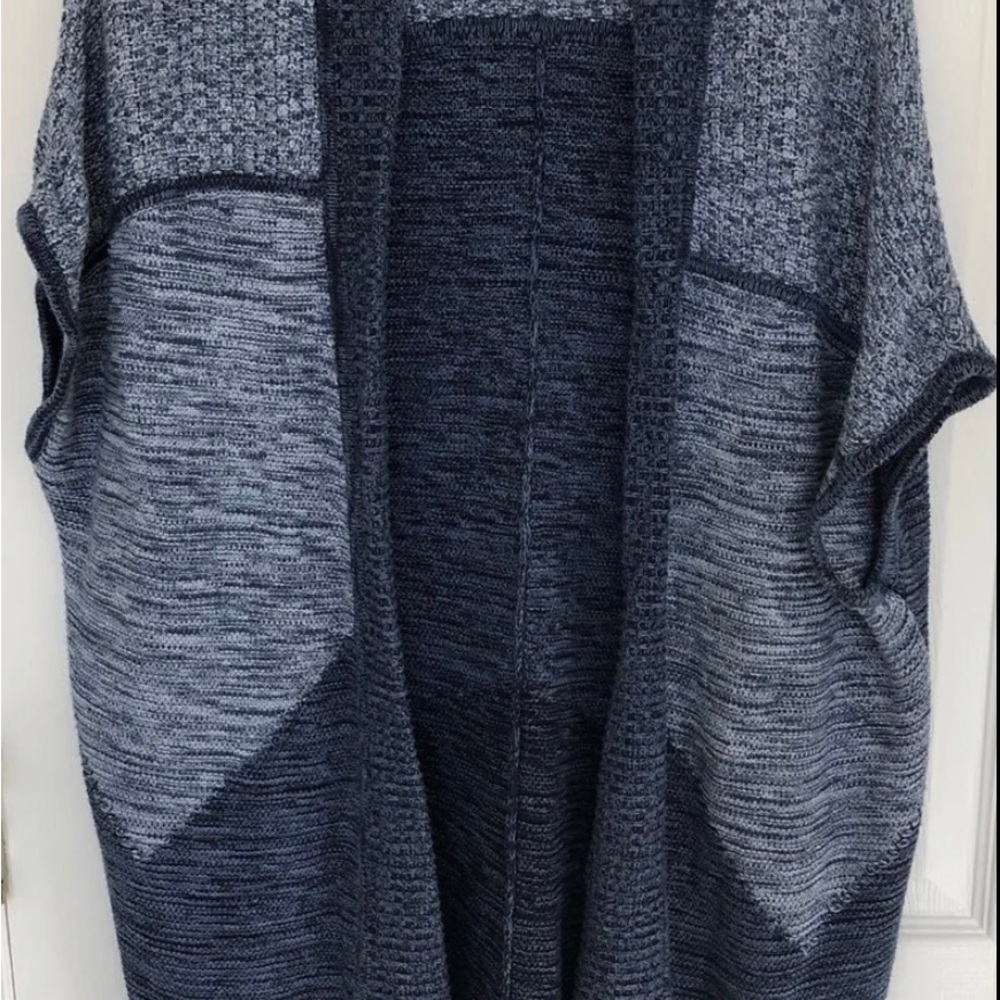 GAP Size XS Open-Front Long Patchwork Boho Denim Look Cardigan Cozy Layering